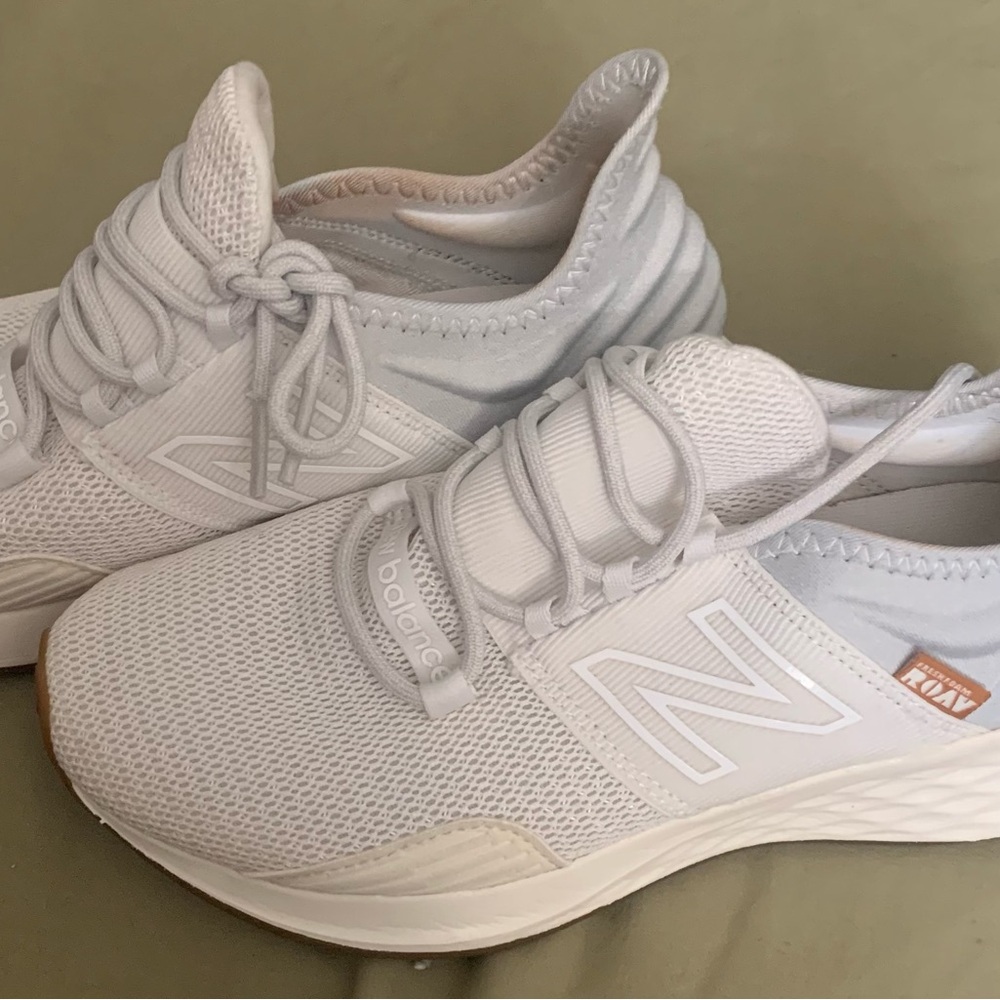 New Balance Women's Cream Sneakers